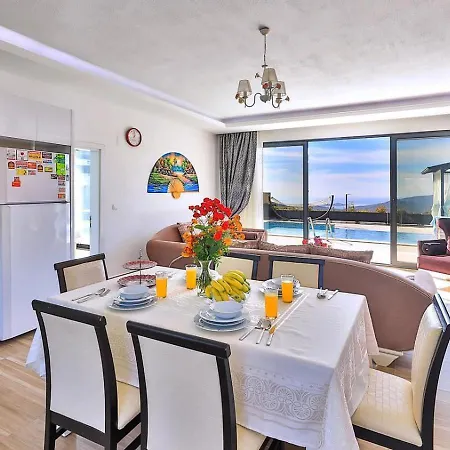 Willa İslamlar 2 Bedroom Secluded With Private Pool Hot Tub Kalkan
