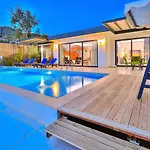 Villa İslamlar 2 Bedroom Secluded With Private Pool Hot Tub Kalkan