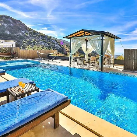 וילה İslamlar 2 Bedroom Secluded With Private Pool Hot Tub