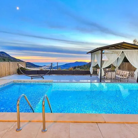 İslamlar 2 Bedroom Secluded With Private Pool Hot Tub *