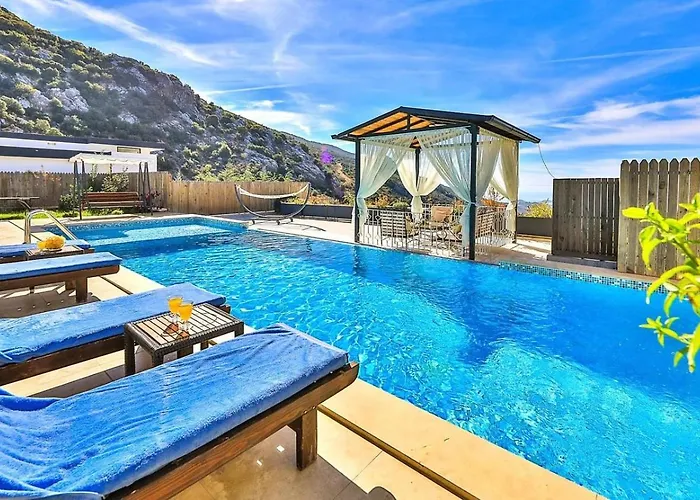 别墅 İslamlar 2 Bedroom Secluded With Private Pool Hot Tub