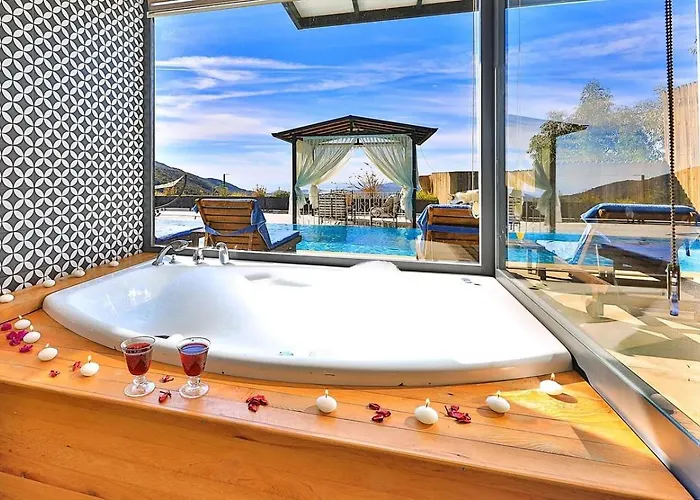 İslamlar 2 Bedroom Secluded With Private Pool Hot Tub