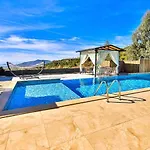İslamlar 2 Bedroom Secluded With Private Pool Hot Tub