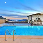 İslamlar 2 Bedroom Secluded With Private Pool Hot Tub *