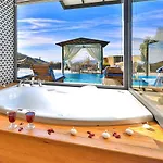 İslamlar 2 Bedroom Secluded With Private Pool Hot Tub